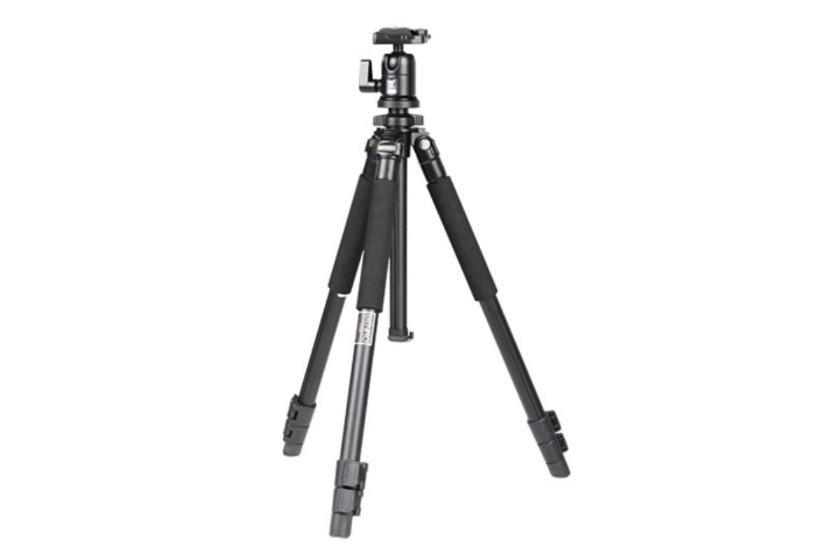 Benro Universal Tripod + BH1 Fej